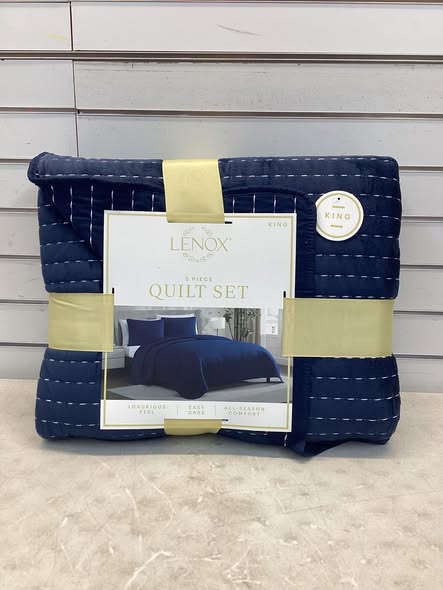 Lenox Holiday Quilt Set - King Size