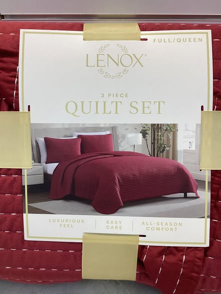Lenox Holiday Quilt Set - Full/Queen Size
