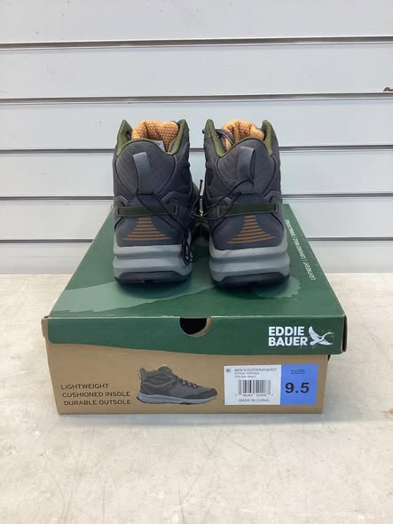 Eddie Bauer Men's Outdoor Sneaker Boot - Size 9.5