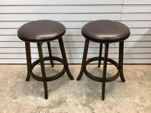 Costway 24" Counter Height Stools Set of 2 with 360° Swivel Round Seat & Footrest
