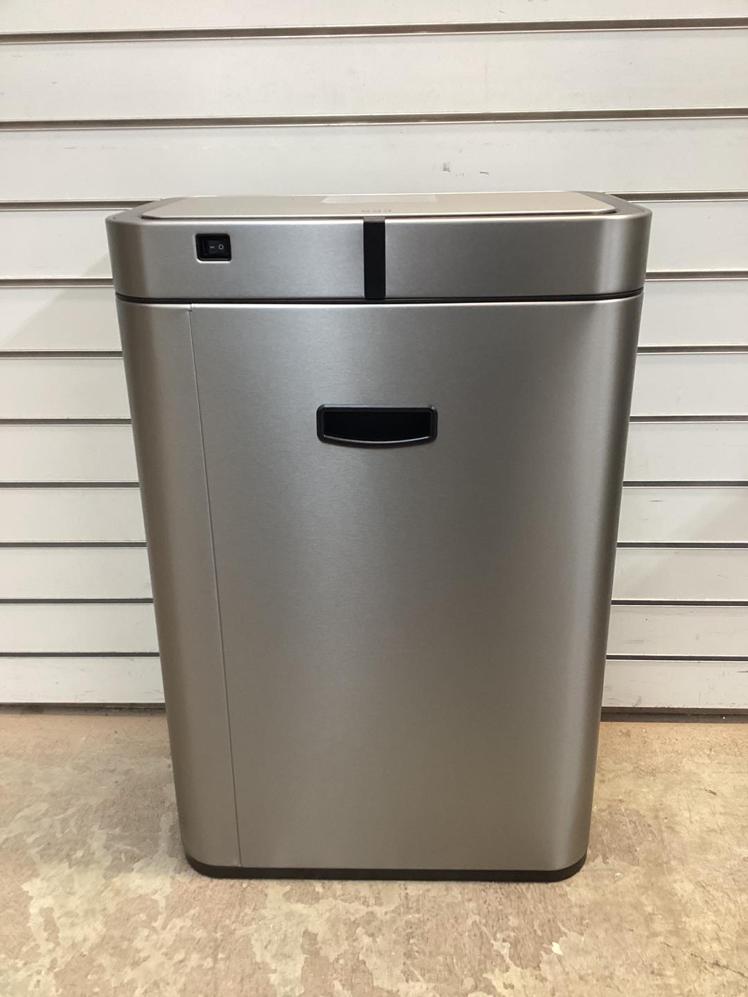 EKO Matte Stainless Steel Motion Sensor Kitchen Trash Can 13.2 Gallon