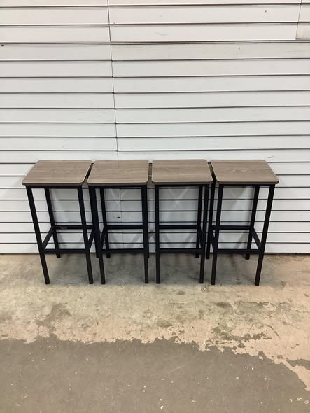 Costway 26" Set of 4 Bar Stool Set Bar Chair with Metal Legs and Footrest, Modern Kitchen Dining Chair, Gray