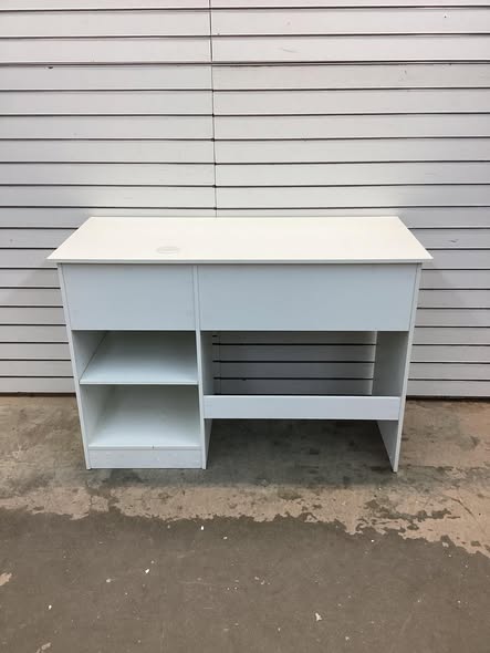 COSTWAY Space-saving Computer Desk with Pull-out Keyboard Tray