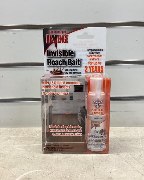 Revenge Invisible Roach Bait with Puffer Applicator, Kills Ants, Beetles, Roaches and More, Long Lasting Formula