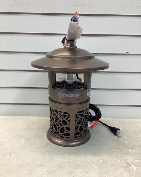 Dynatrap 1/2 Acre Outdoor Flying Insect Trap
