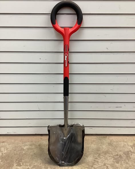 Radius Garden 202 PRO Ergonomic Stainless Steel Shovel