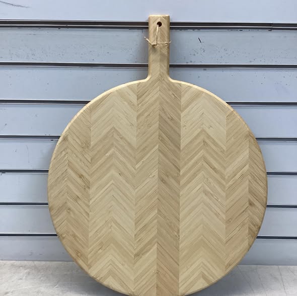Member's Mark Herringbone Bamboo Charcuterie Board