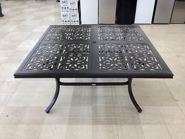 Oakshire Park Square Aluminum Outdoor Dining Table