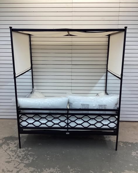 Home Decorators Collection Wakefield Reinforced Aluminum Outdoor Day Bed with CushionGuard Plus Natural White Cushions