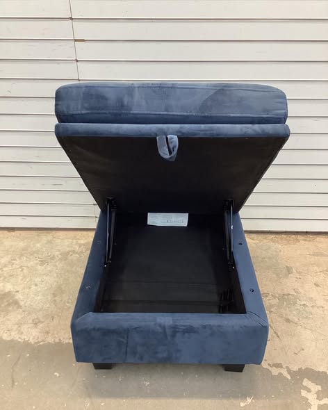 Shavera Upholstered Multifunctional Removeable Storage Ottoman