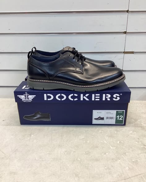 Dockers Men's Casual Dress Shoe - Size 12