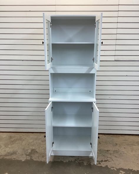 Vowner Kitchen Hutch/ Cabinet in White