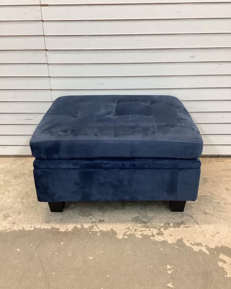 Shavera Upholstered Multifunctional Removeable Storage Ottoman