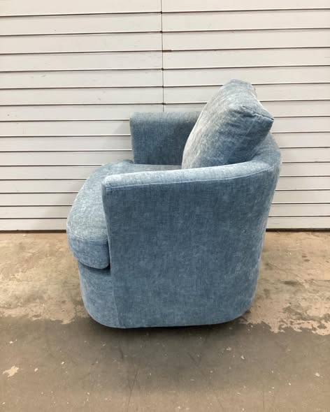 Upholstered Swivel Barrel Chair
