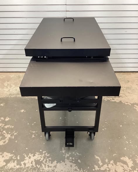Char-Griller 36" Flat Iron 4 -Burner Liquid propane Flat Top Grill