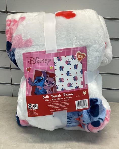 Disney Lilo and Stitch Silk Touch Throw, 60" x 70"