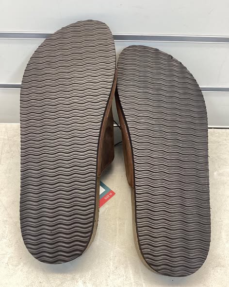 Mountain Sole Women's Double Buckle Leather Footbed Sandal size 10.