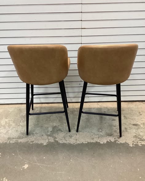 Benedit Swivel Counter & Bar Stool (Set of 2)