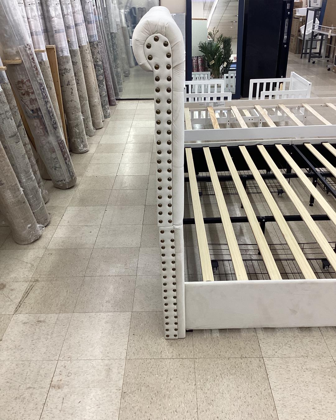 Kanisha Upholstered King Size Storage Bed with Button Tufted Velvet Headboard, 4 Drawers