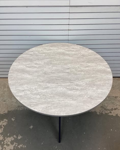 GOJANE Round Gray Dining Table