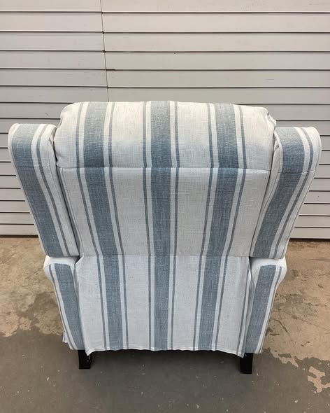 Ameiah Upholstered Farmhouse Blue Stripped Manual Push Back Recliner with Solid Wood Legs