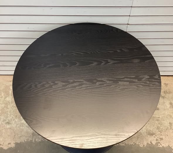 New Haven Modern 35" Black Round Dining Table