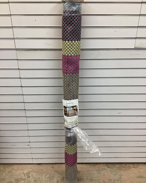 ThresholdBold Plaid Outdoor Area Rug 5’x7’