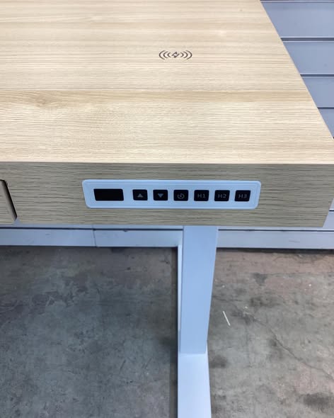 Gooitsen Height Adjustable Standing Desk