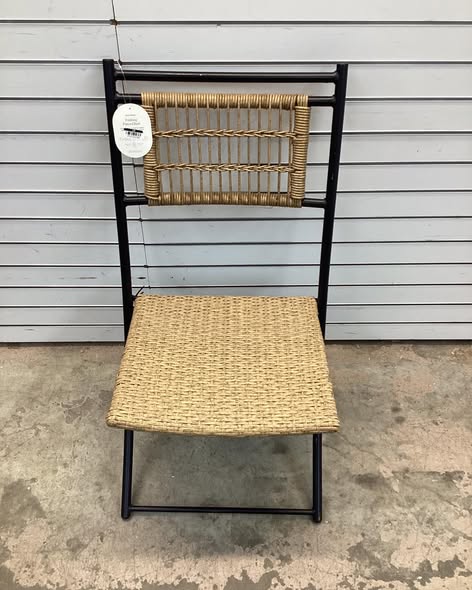 Threshold Southport 2 pk Patio Folding Chairs Beige