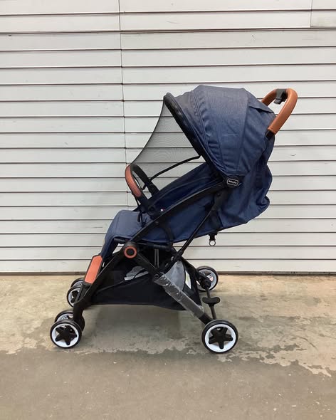 2-in-1 Convertible Aluminum Baby Stroller with Adjustable Canopy