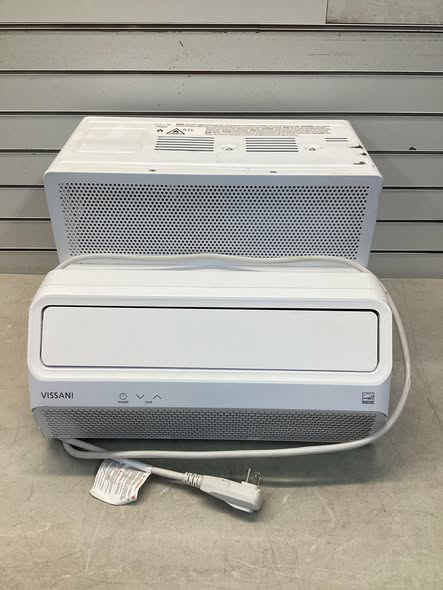 Lightly Used Vissani 12,000 (DOE) BTU 115-Volt Window Air Conditioner for 550 sq. ft. Rooms with Remote in White