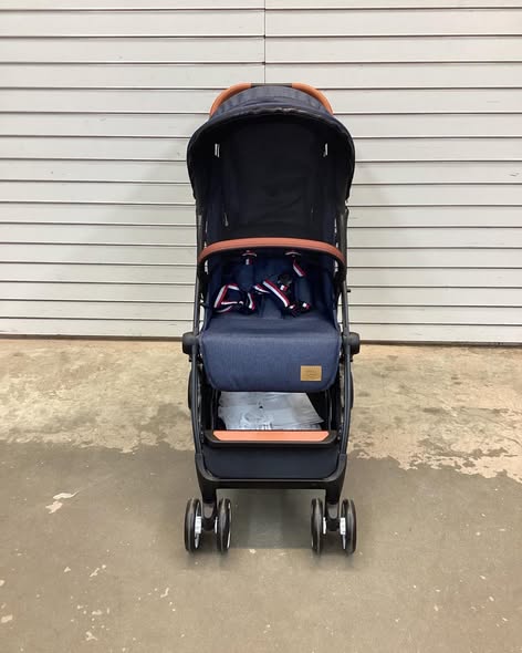 2-in-1 Convertible Aluminum Baby Stroller with Adjustable Canopy