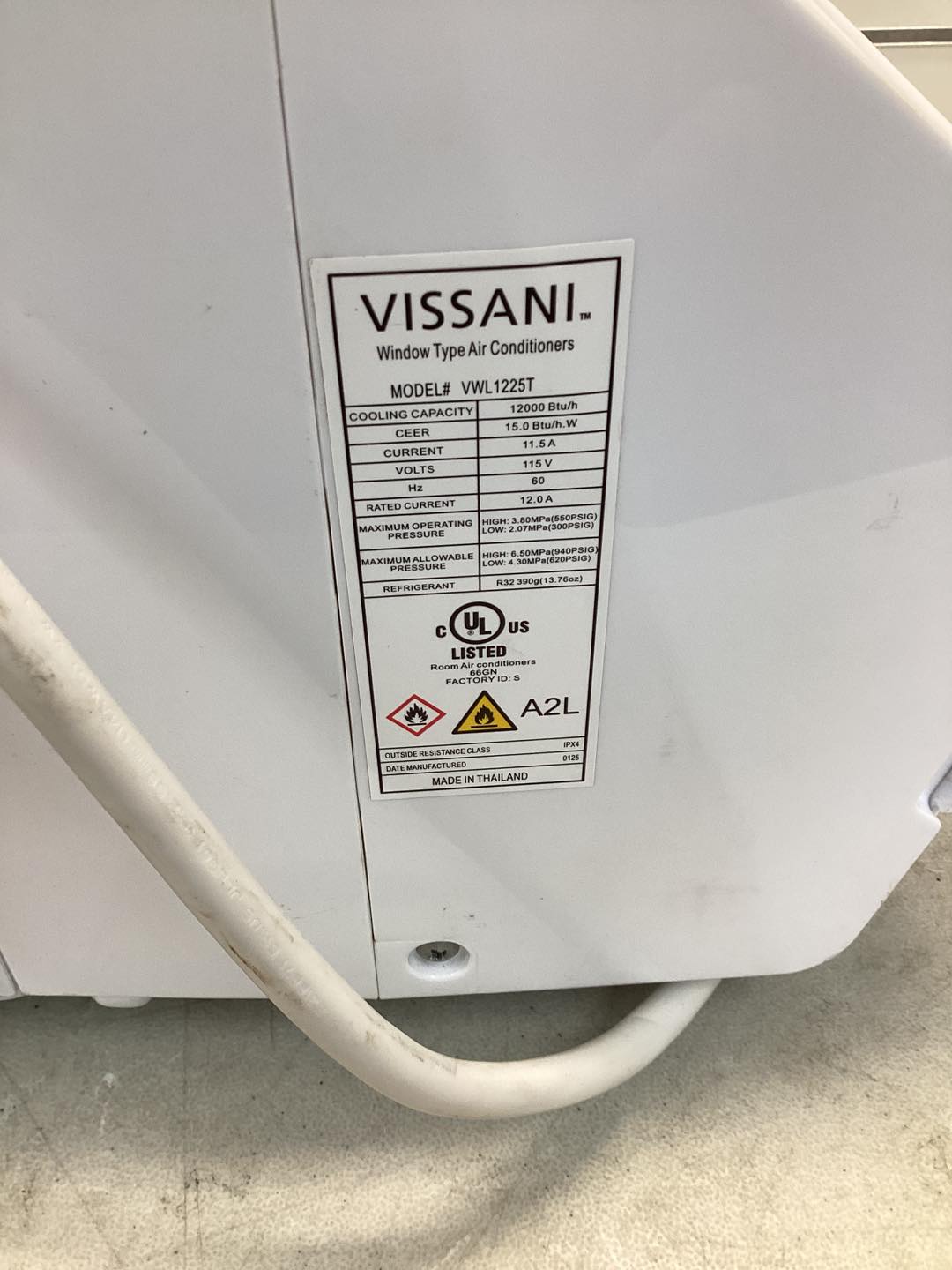 Lightly Used Vissani 12,000 (DOE) BTU 115-Volt Window Air Conditioner for 550 sq. ft. Rooms with Remote in White