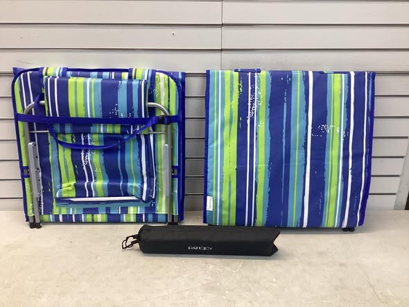 3 Pieces Beach Lounge Chair Mat Set 2 Adjustable Lounge Chairs with Table Stripe