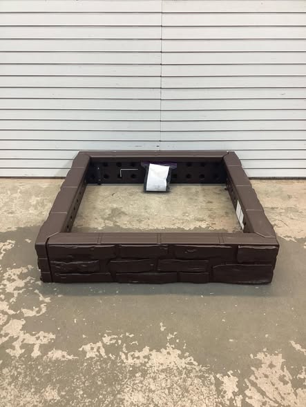 Costway 3.92 ft. W x 3.92 ft. L HDPE Square Sandbox with Cover