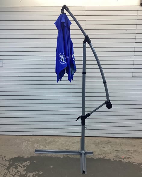 4’ X 4’ Patio Cantilever Umbrella