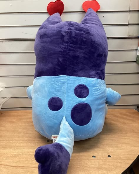 Bluey 28" Valentine Jumbo Plush.