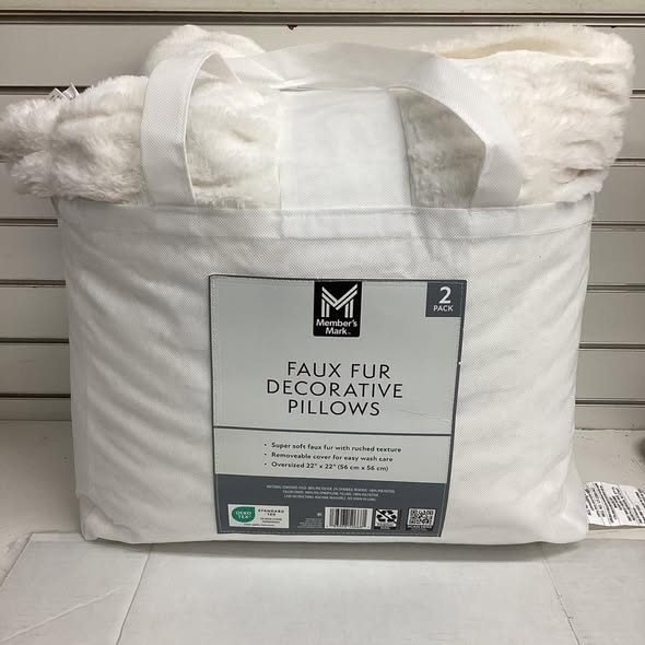 Member's Mark 2-Pack Ruched Faux Fur Decorative Pillows, 22" x 22"