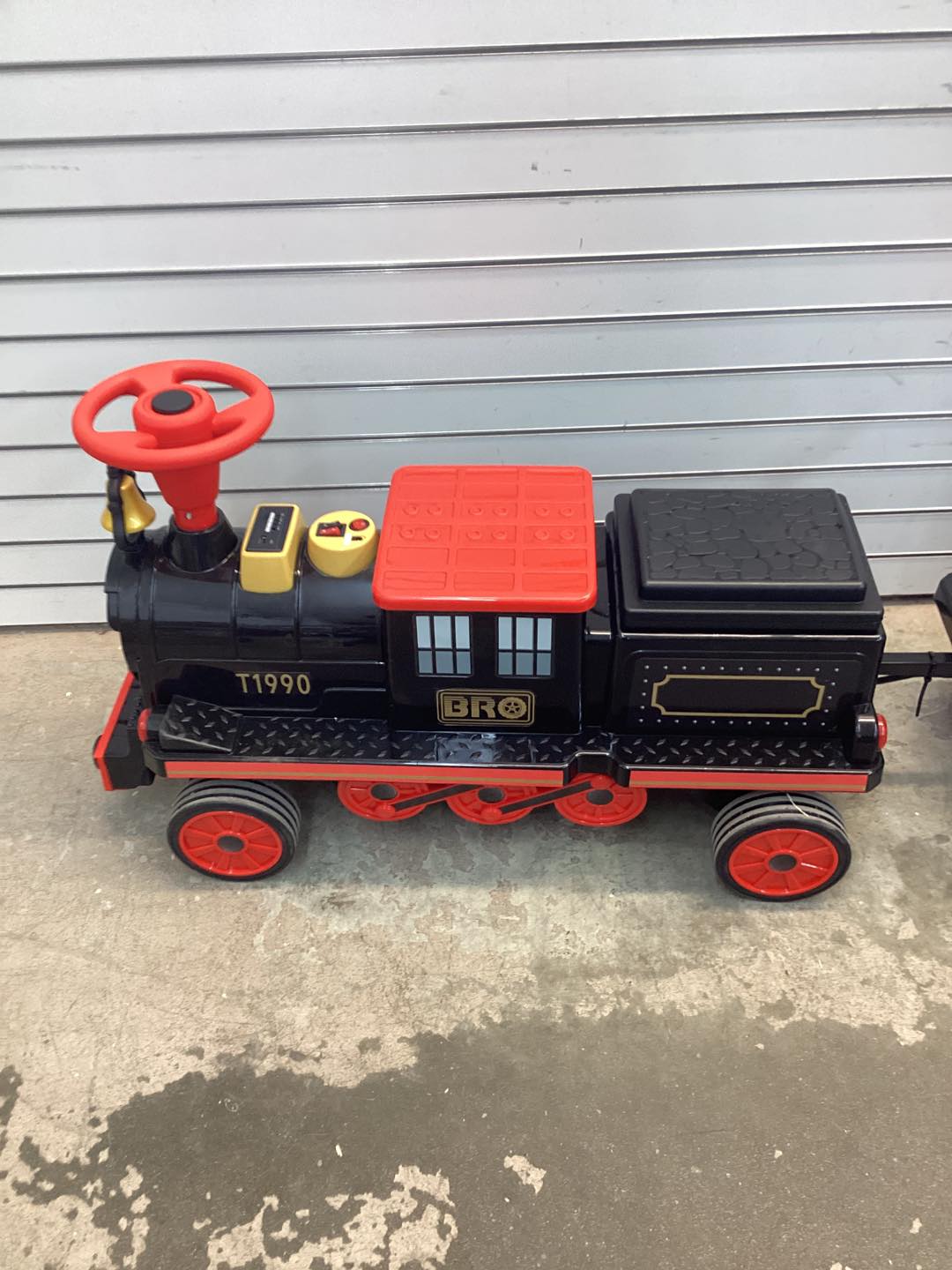 Bro Train Kids 12 Volt Ride-On
