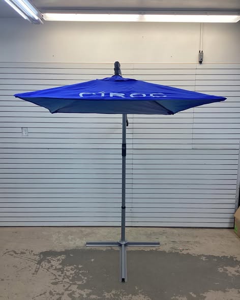 4’ X 4’ Patio Cantilever Umbrella