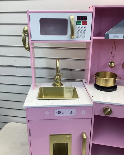 Costway Pretend Play Kitchen for Kids Toddler Aged 3+ Wooden Toy Set with Range Hood Pink