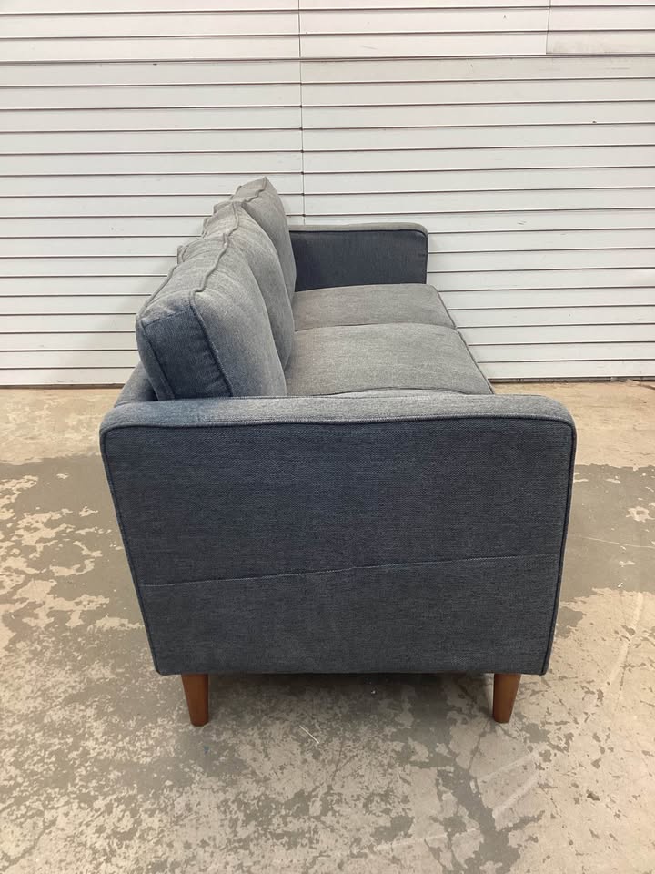 Hana 78" Square Arm Sofa