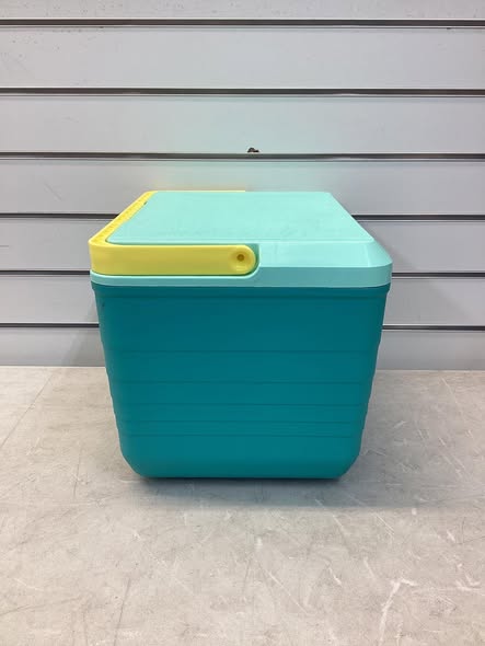 14 Cans/10qt Hard Sided Cooler - Sun Squad™ Green: 20% Recycled Plastic, Polypropylene Liner