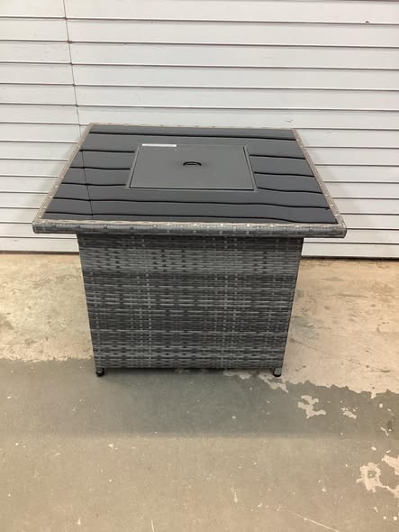 32” Square 50,000 BTU Propane Fire Table