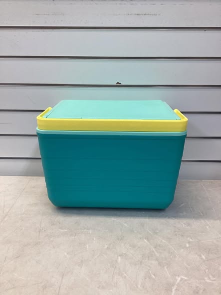 14 Cans/10qt Hard Sided Cooler - Sun Squad™ Green: 20% Recycled Plastic, Polypropylene Liner