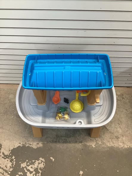 tep2 Signature Rain Showers Splash Tub: Sensory Development Sand & Water Table