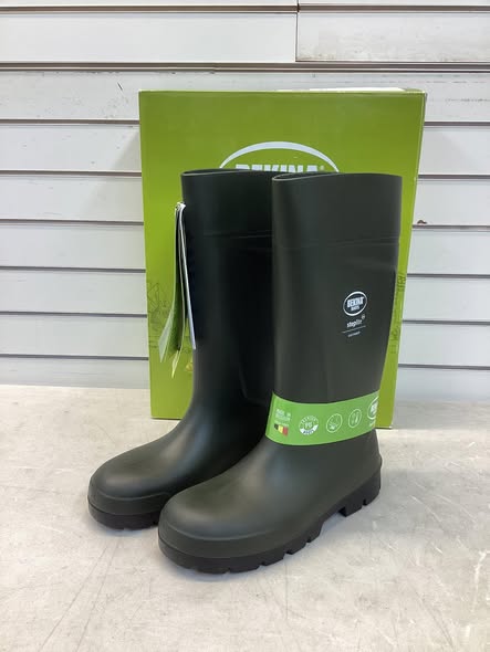 Steplite Green Mud Boot: Size 9