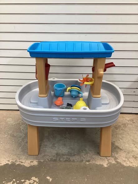 tep2 Signature Rain Showers Splash Tub: Sensory Development Sand & Water Table