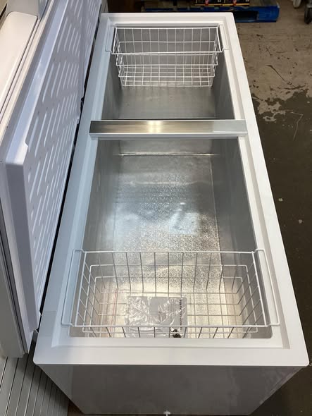 Hamilton Beach 21.0 cu. ft. Manual Defrost Chest Freezer in White