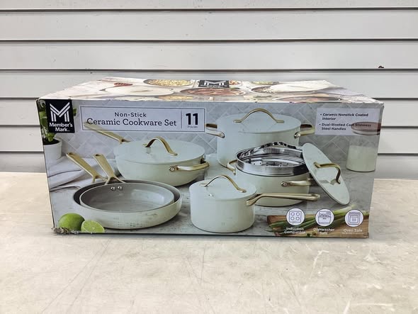 Member's Mark 11-Piece Modern Ceramic Cookware Set
